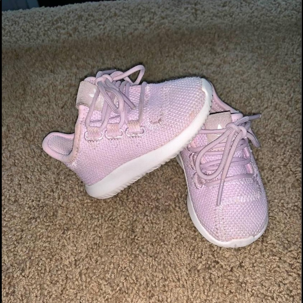 4c adidas tubular
